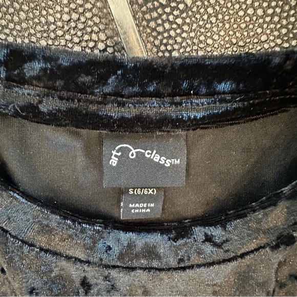 Art Class Girls' Black Side Cinch Long Sleeve T-Shirt. Size S (6/6X) - Picture 7 of 9